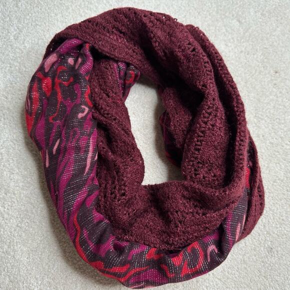 Maroon Red and Pink Textured Infinity Scarf - Picture 2 of 7
